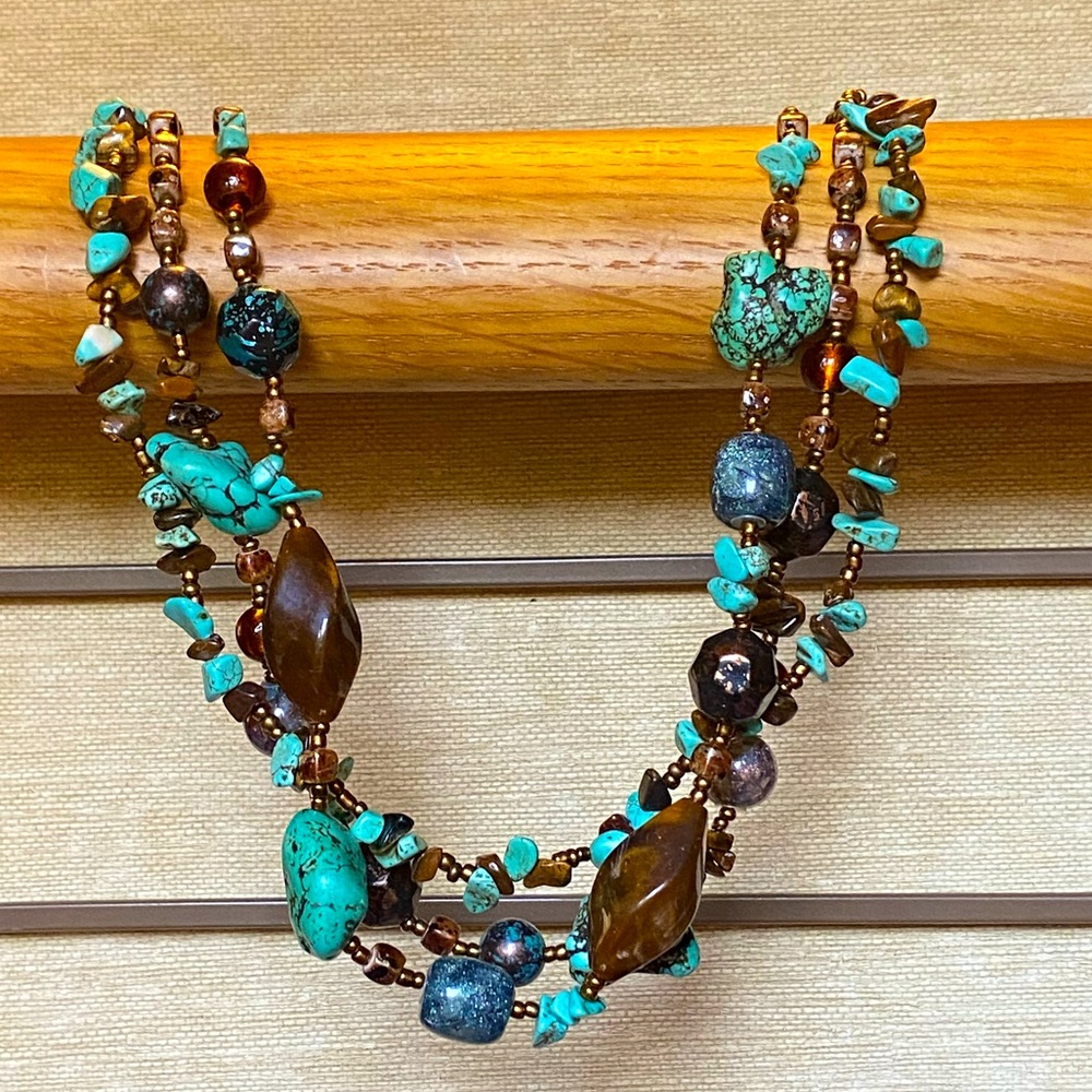 Vintage triple chain and turquoise necklace